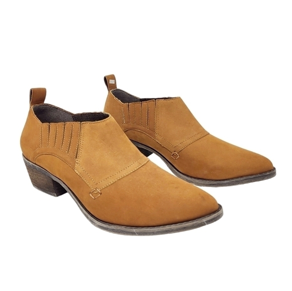 STEVE MADDEN Auckland Western Bootie cognac NWOT - Picture 1 of 9